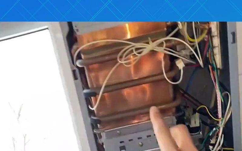 壁挂炉的绿灯一直闪不工作